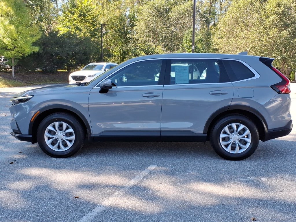 Used 2024 Honda CR-V LX image 6