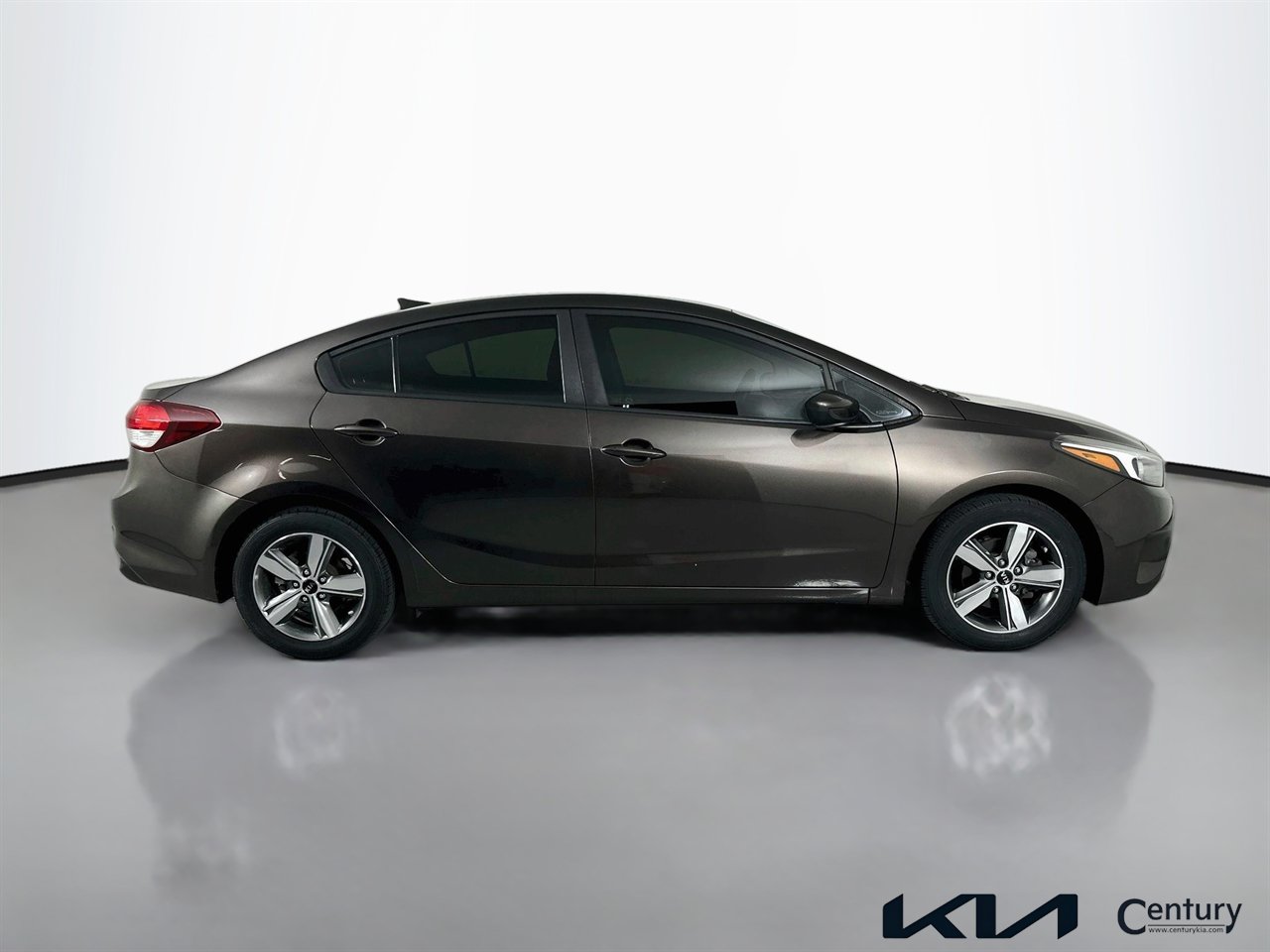 Used 2018 Kia Forte LX w/ LX Popular Package FWD image 4
