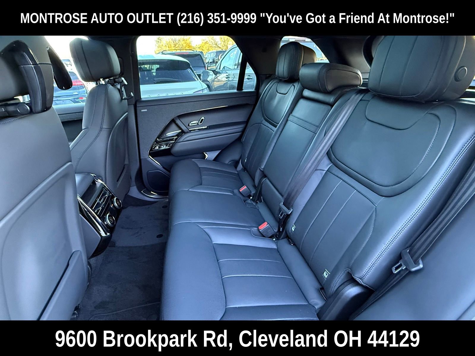 New 2025 Land Rover Range Rover Sport SE image 13