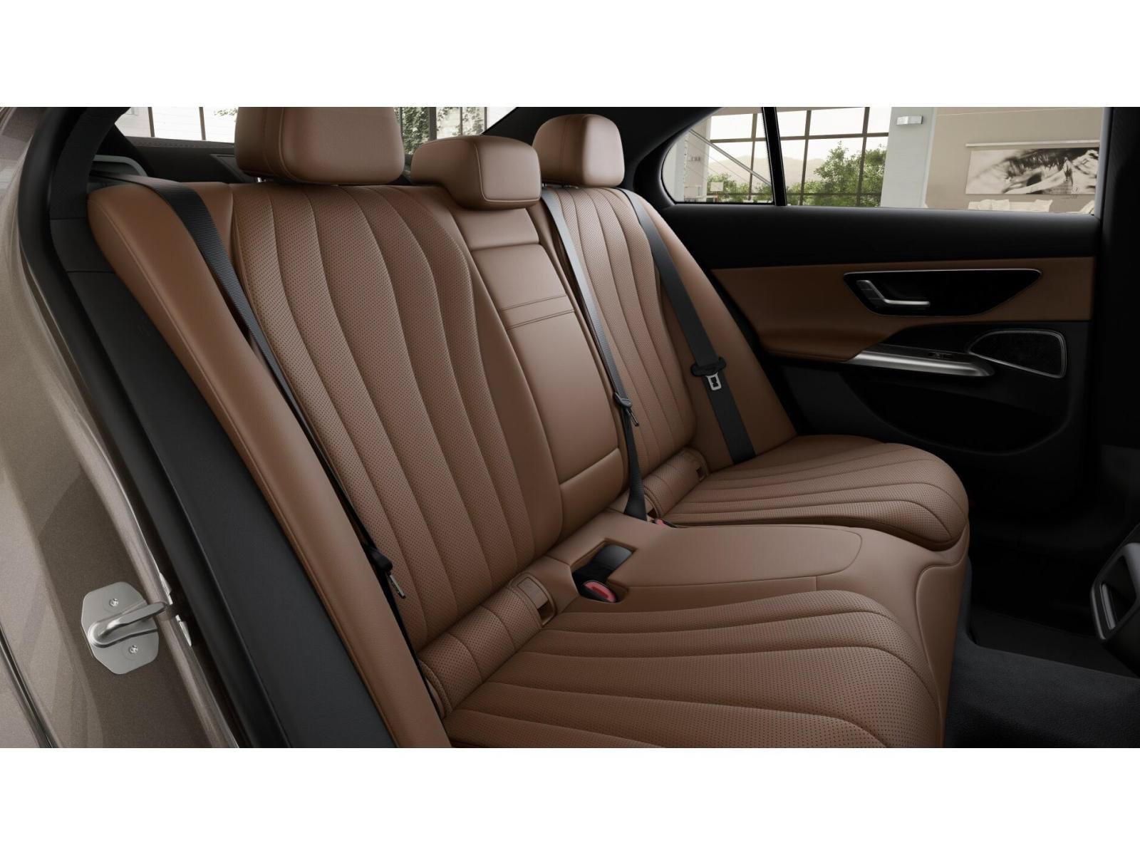 New 2026 Mercedes-Benz E 450 4MATIC Sedan image 5