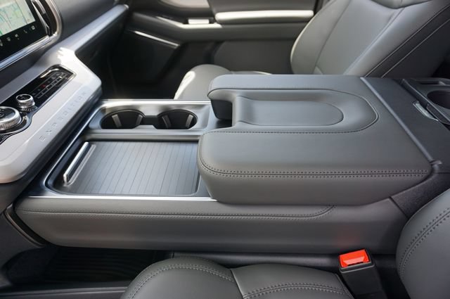 New 2027 Ford Expedition Max Active RWD image 32