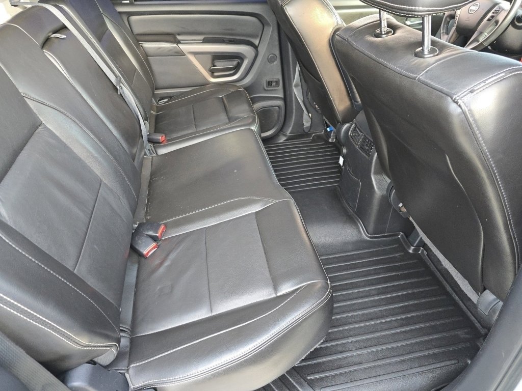 Used 2015 Nissan Titan PRO-4X w/ Pro-4x Luxury Package image 26