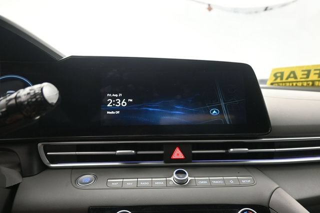 Used 2024 Hyundai Elantra SEL FWD image 23