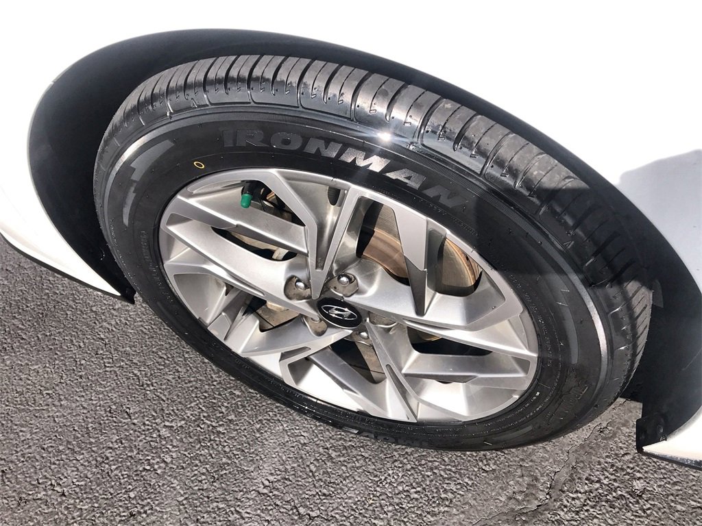 Used 2021 Hyundai Sonata SEL image 10