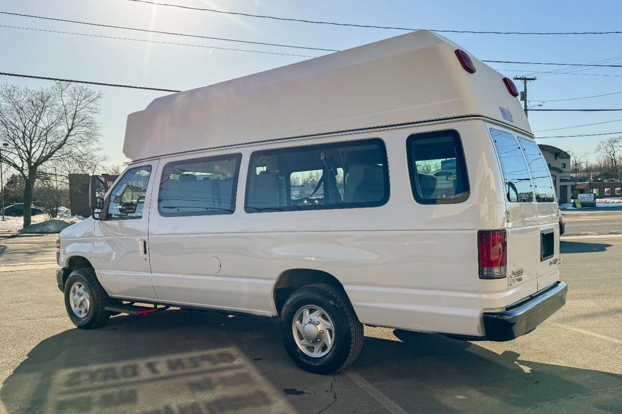 Used 2011 Ford E-350 and Econoline 350 Extended Super Duty w/ PWR Group image 12