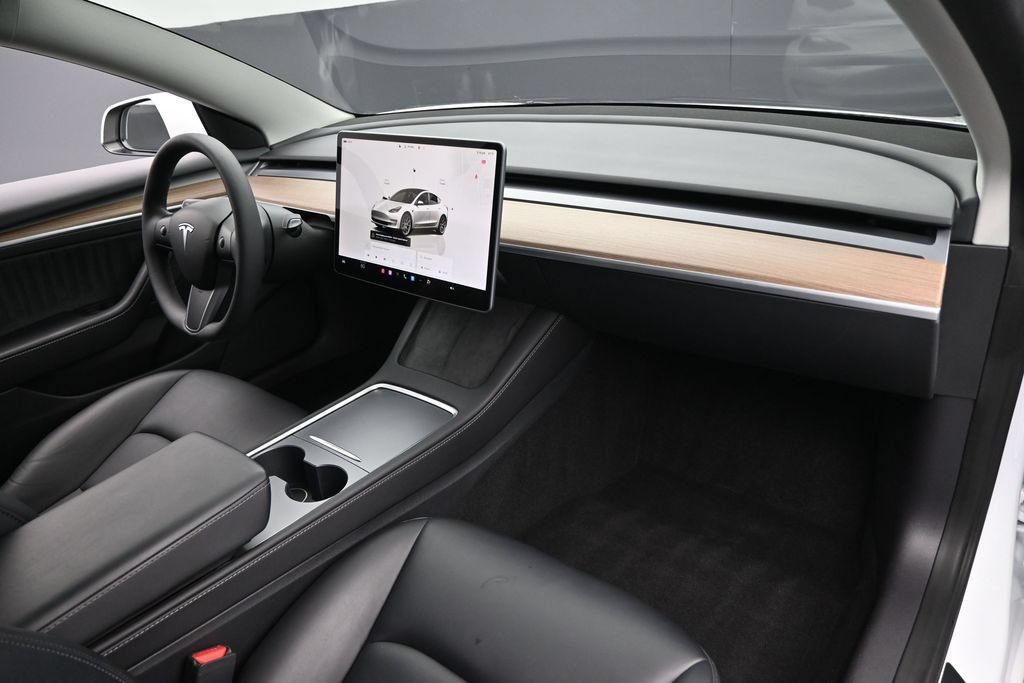 Used 2023 Tesla Model 3 Standard Range RWD image 23