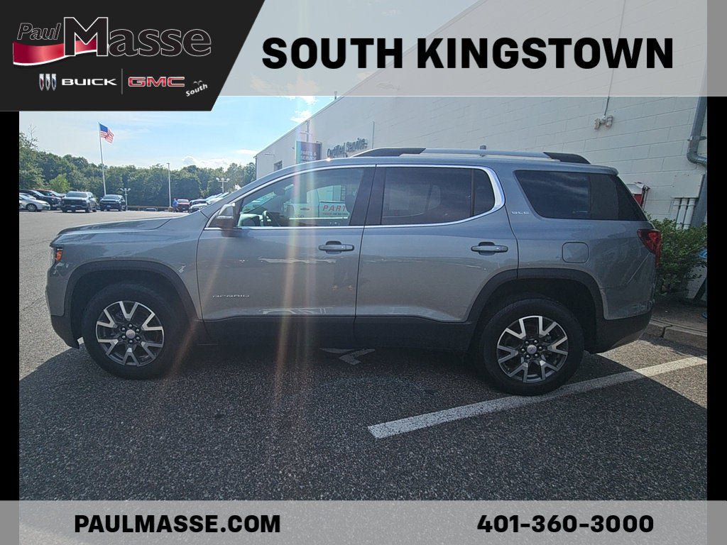 Certified 2023 GMC Acadia SLE w/ Driver Convenience Package AWD/4WD image 3