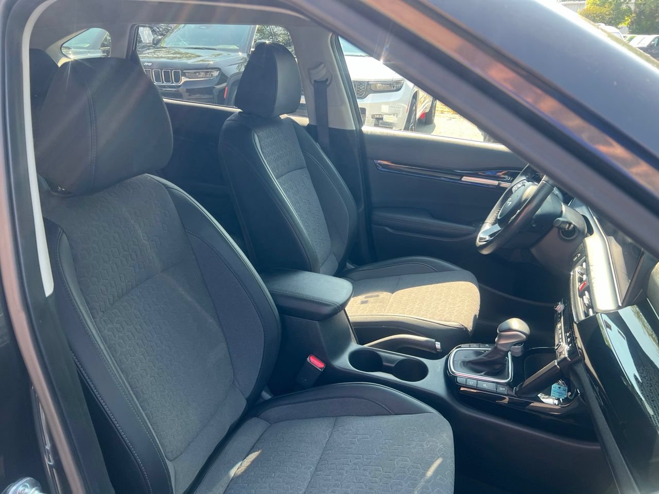 Used 2024 Kia Seltos X-Line AWD/4WD image 29