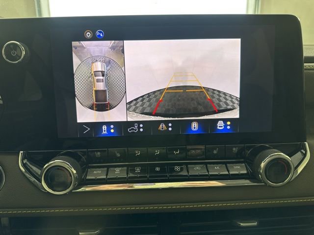 Used 2025 Chevrolet Colorado ZR2 w/ Midnight Edition image 30