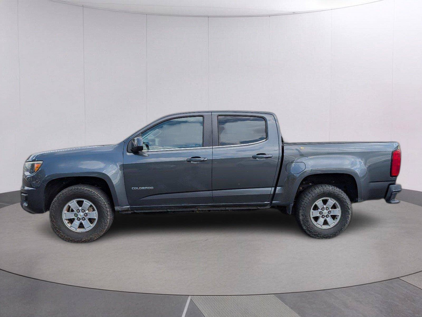 Used 2016 Chevrolet Colorado W/T w/ WT Convenience Package RWD image 2