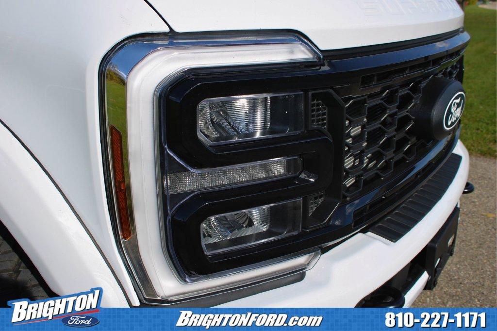 New 2027 Ford F250 Lariat w/ Black Appearance Package AWD/4WD image 27