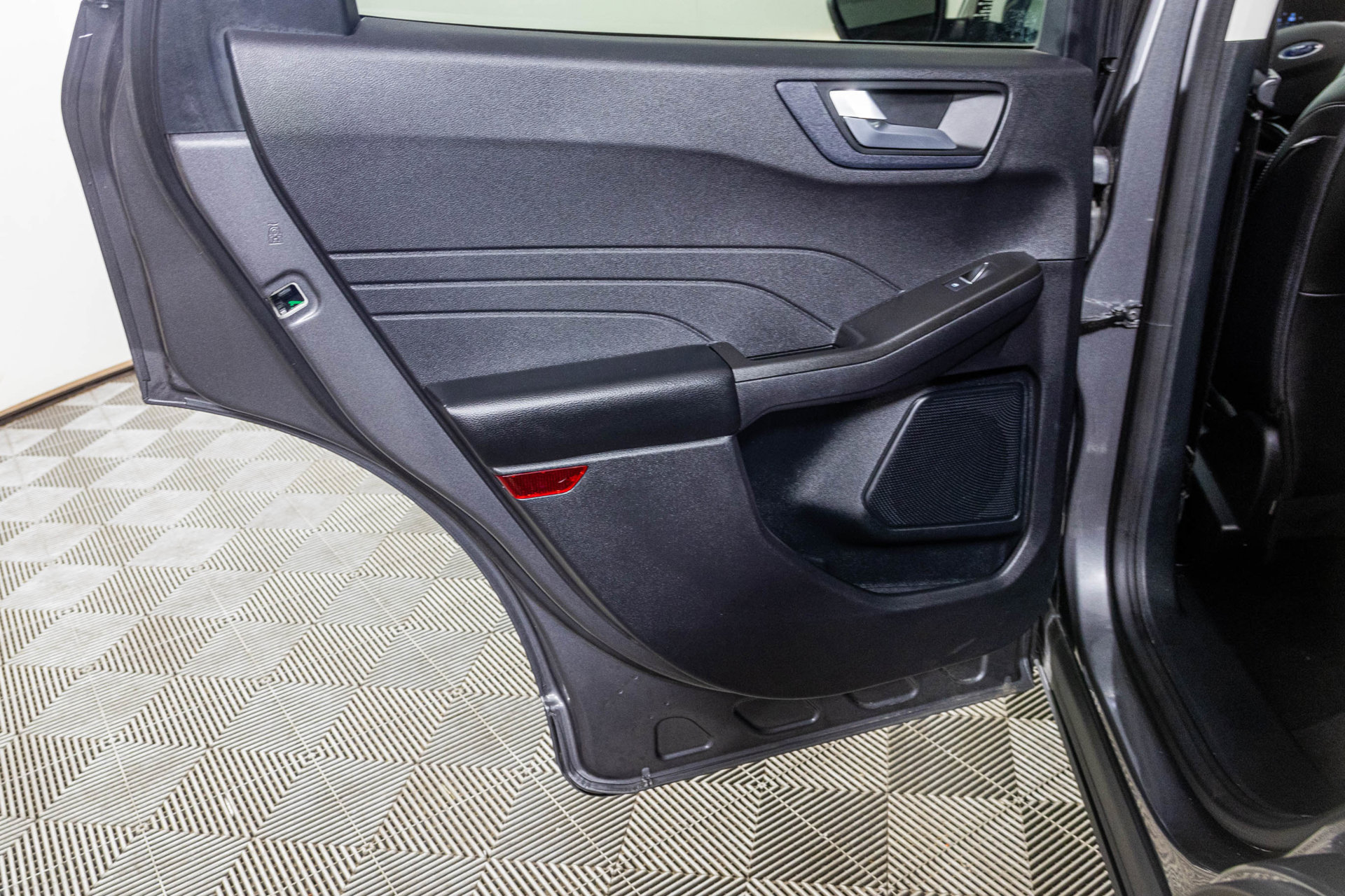 Used 2021 Ford Escape SEL FWD image 39