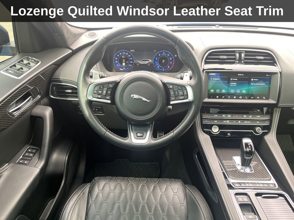 Used 2020 Jaguar F-PACE SVR image 18