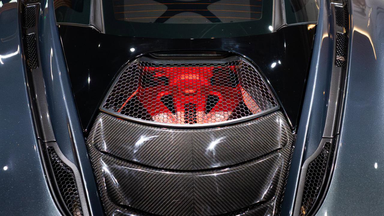 Used 2018 McLaren 720S Luxury RWD image 37