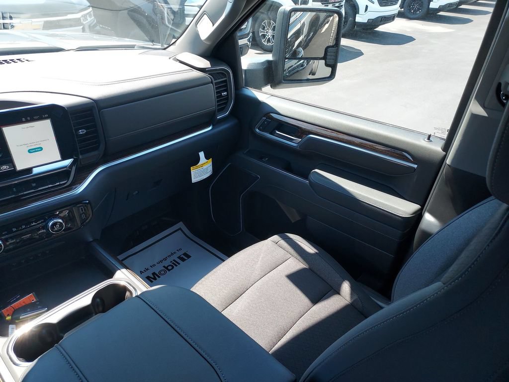 New 2026 GMC Sierra 3500 SLE AWD/4WD image 11