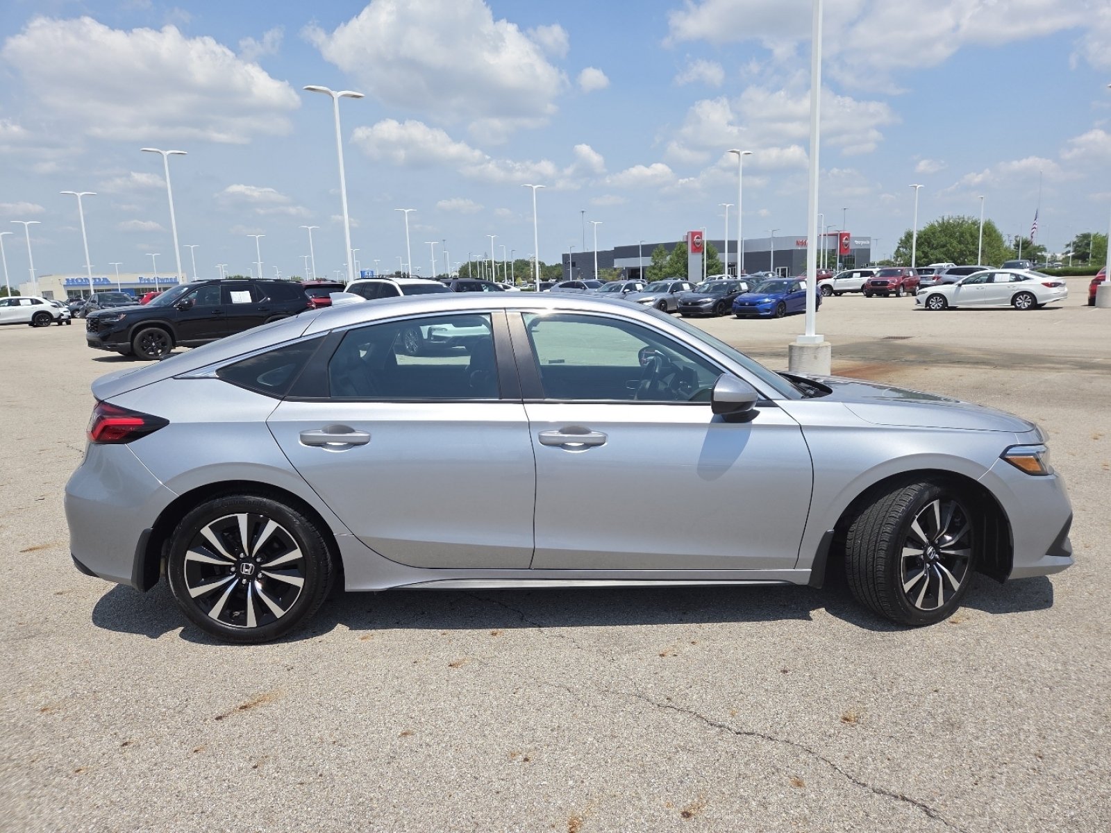 Used 2024 Honda Civic EX-L image 19