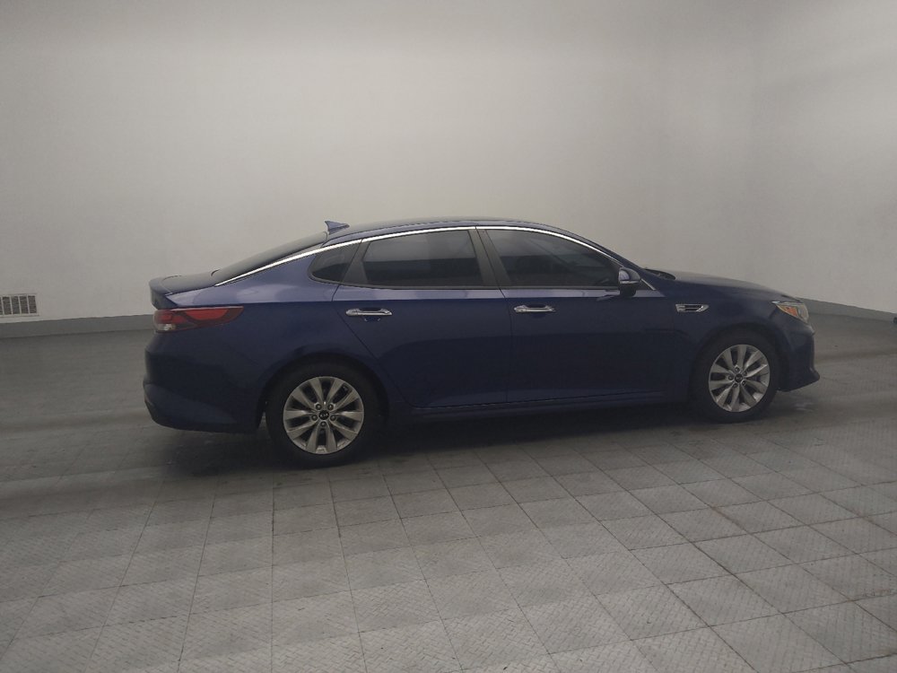 Used 2018 Kia Optima S FWD image 10