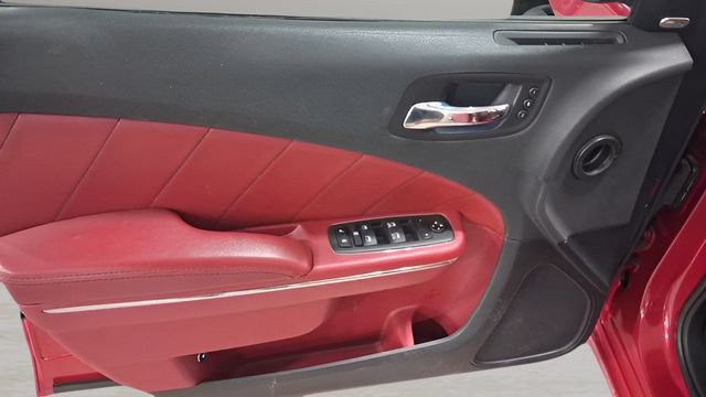 Used 2011 Dodge Charger R/T RWD image 28