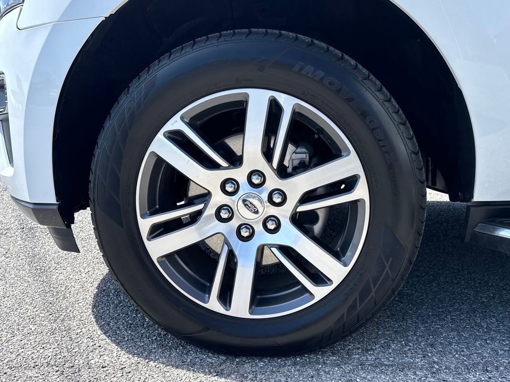Used 2023 Ford Expedition Max Limited image 27