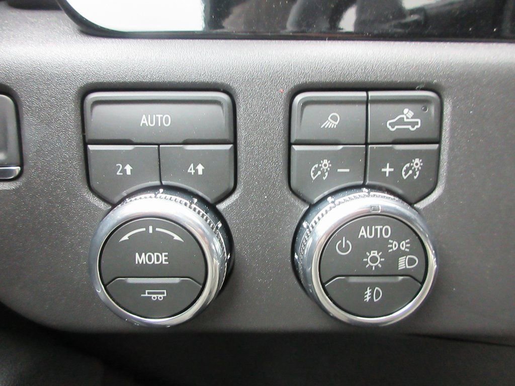 New 2026 GMC Sierra 1500 SLT w/ SLT Premium Plus Package image 17