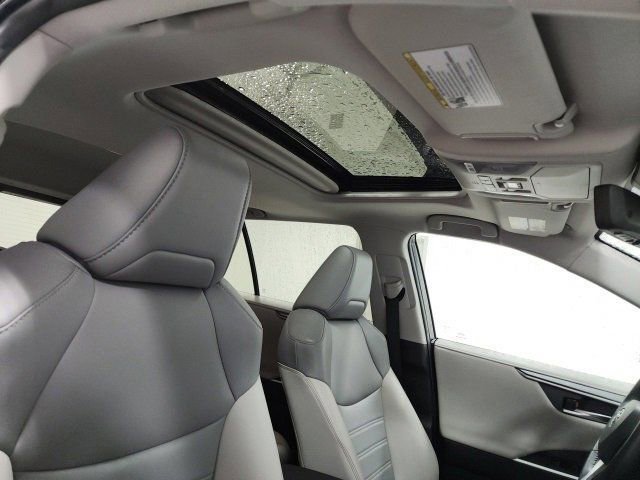 Used 2020 Toyota RAV4 Limited w/ All Weather Liner Package image 8