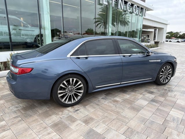 Used 2020 Lincoln Continental w/ Premium Package FWD image 2