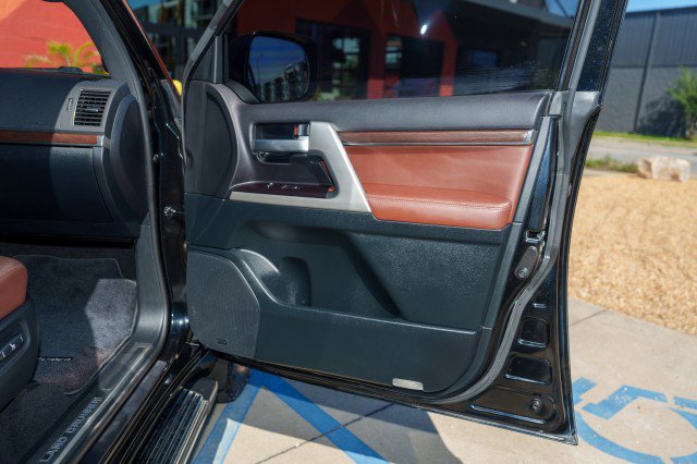 Used 2020 Toyota Land Cruiser AWD/4WD image 28