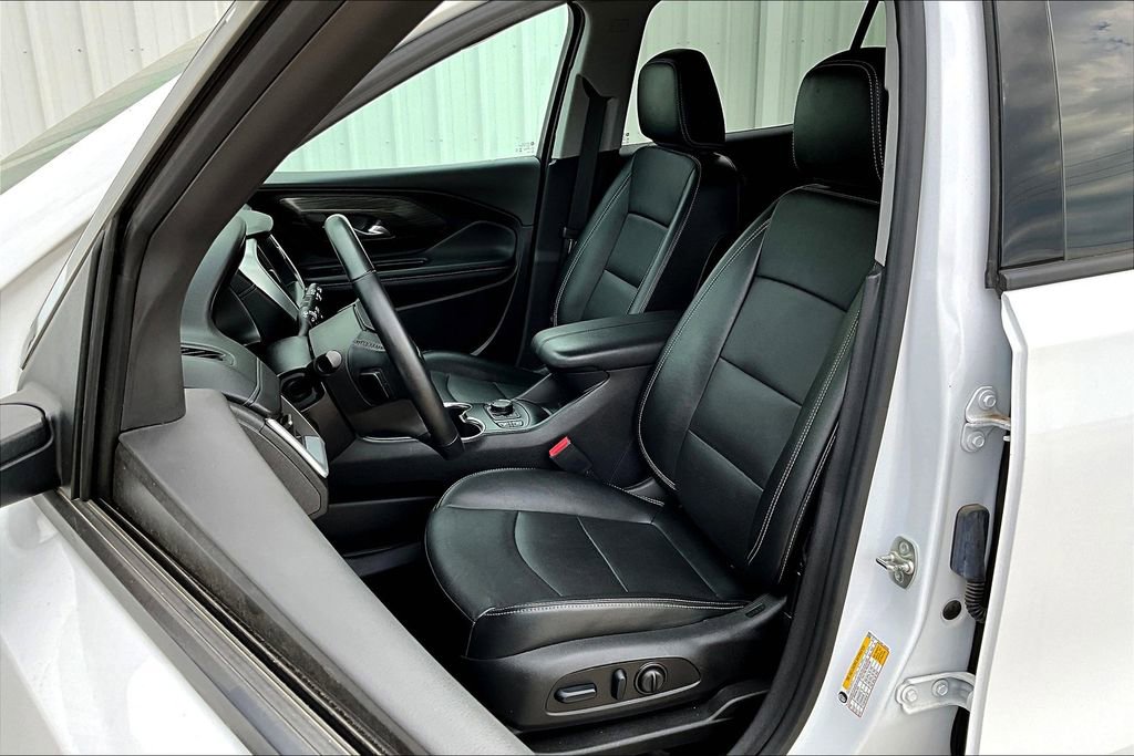 Certified 2024 GMC Terrain SLT image 33