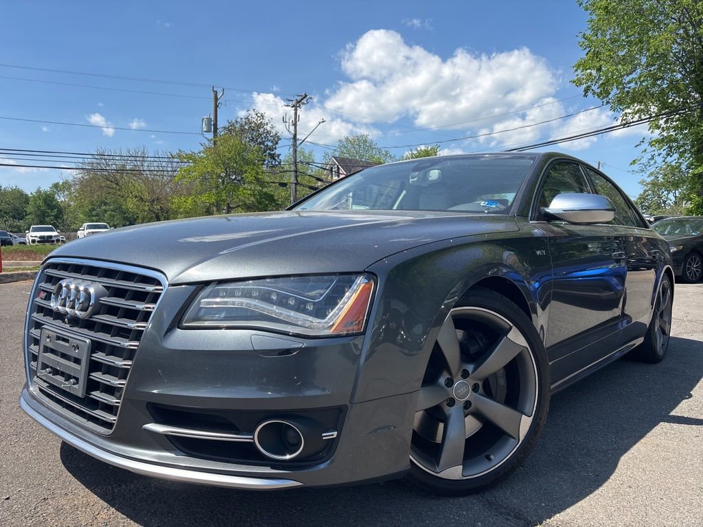 Used 2013 Audi S8 AWD/4WD image 5