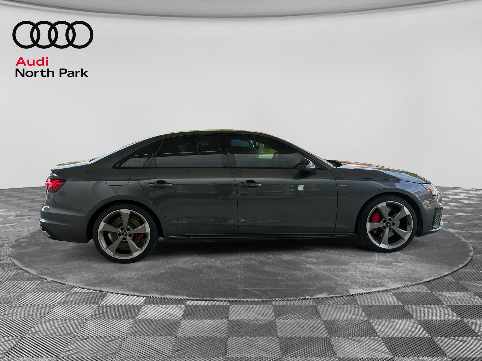 Used 2022 Audi A4 2.0T Premium Plus w/ Premium Plus Package AWD/4WD image 6