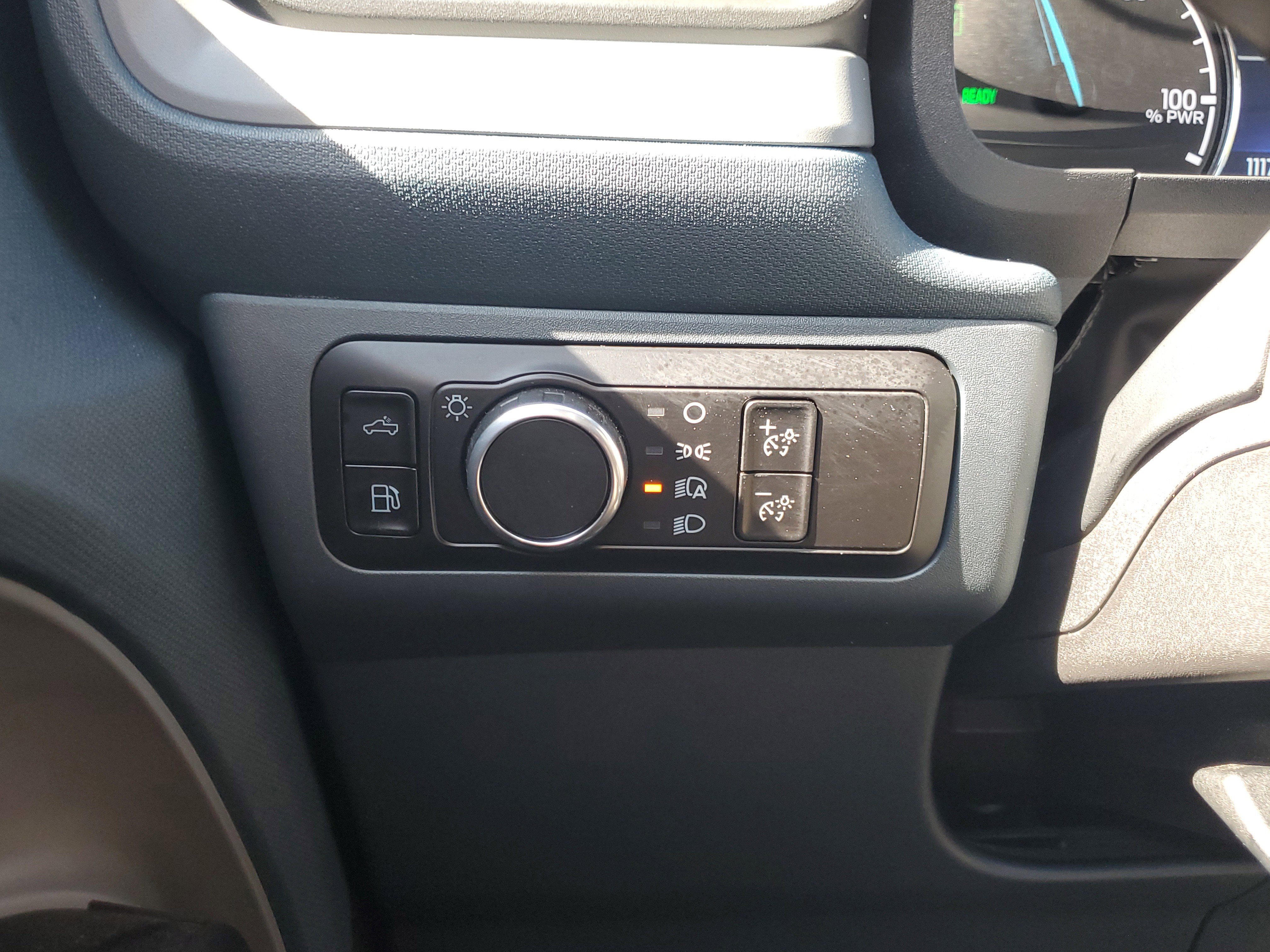 Certified 2024 Ford Maverick Lariat w/ Black Appearance Package image 28