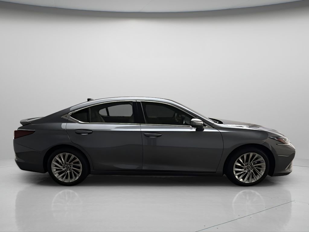 Used 2020 Lexus ES 350 Ultra Luxury w/ Accessory Package 2 FWD image 7