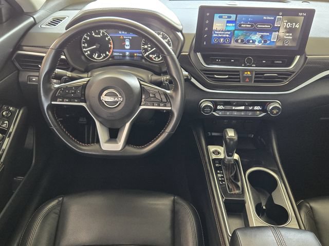 Used 2025 Nissan Altima 2.5 SR w/ SR Premium Package FWD image 28