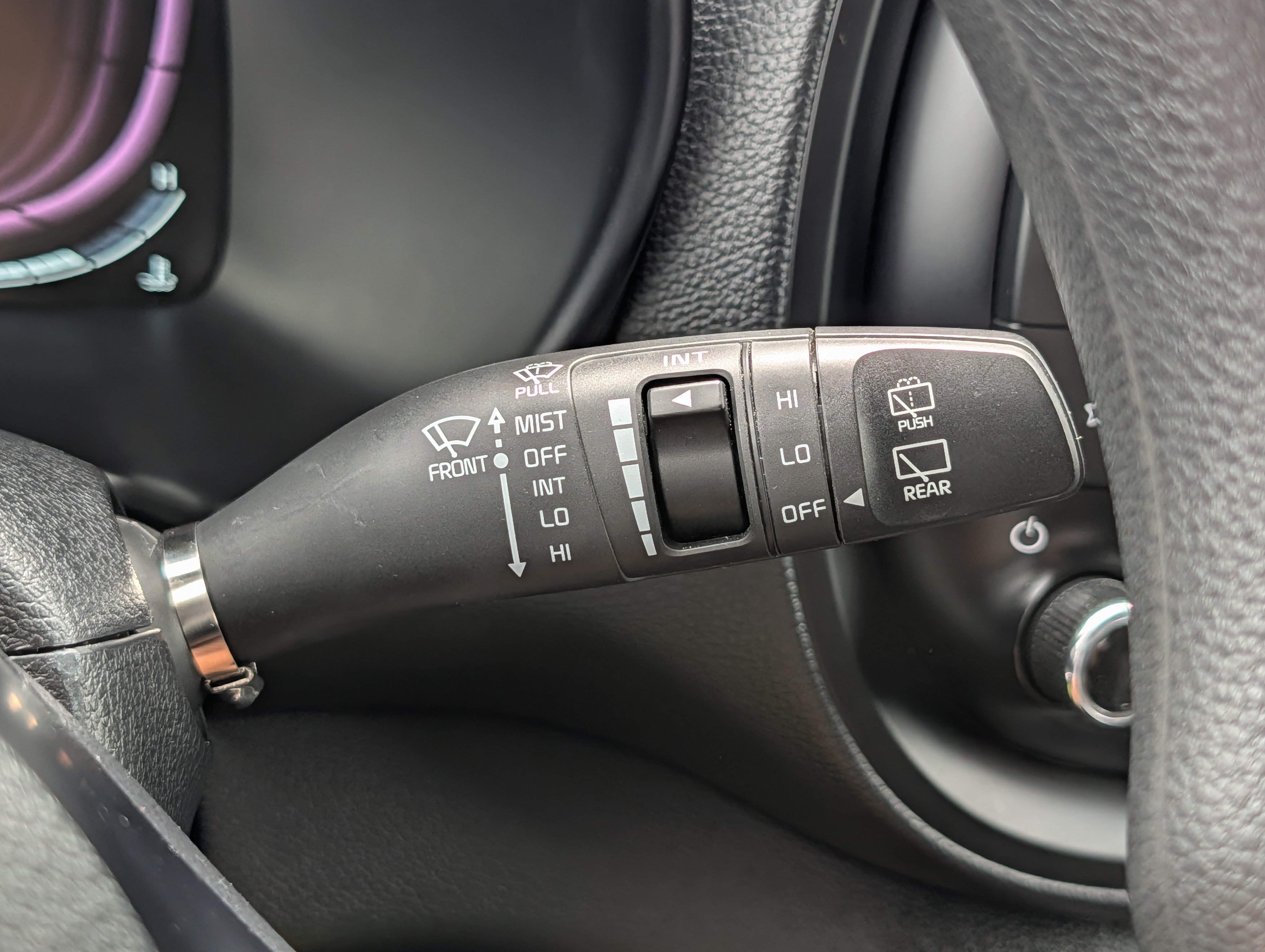 Certified 2023 Kia Soul LX w/ Option Group 015 FWD image 31