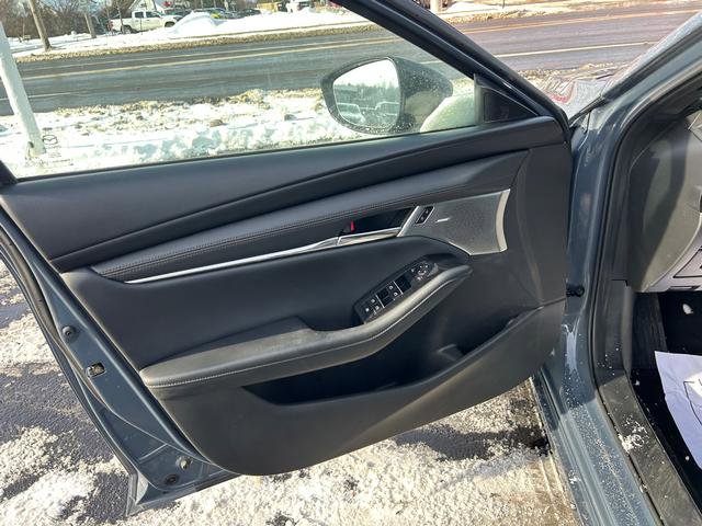 Certified 2022 MAZDA MAZDA3 s image 9