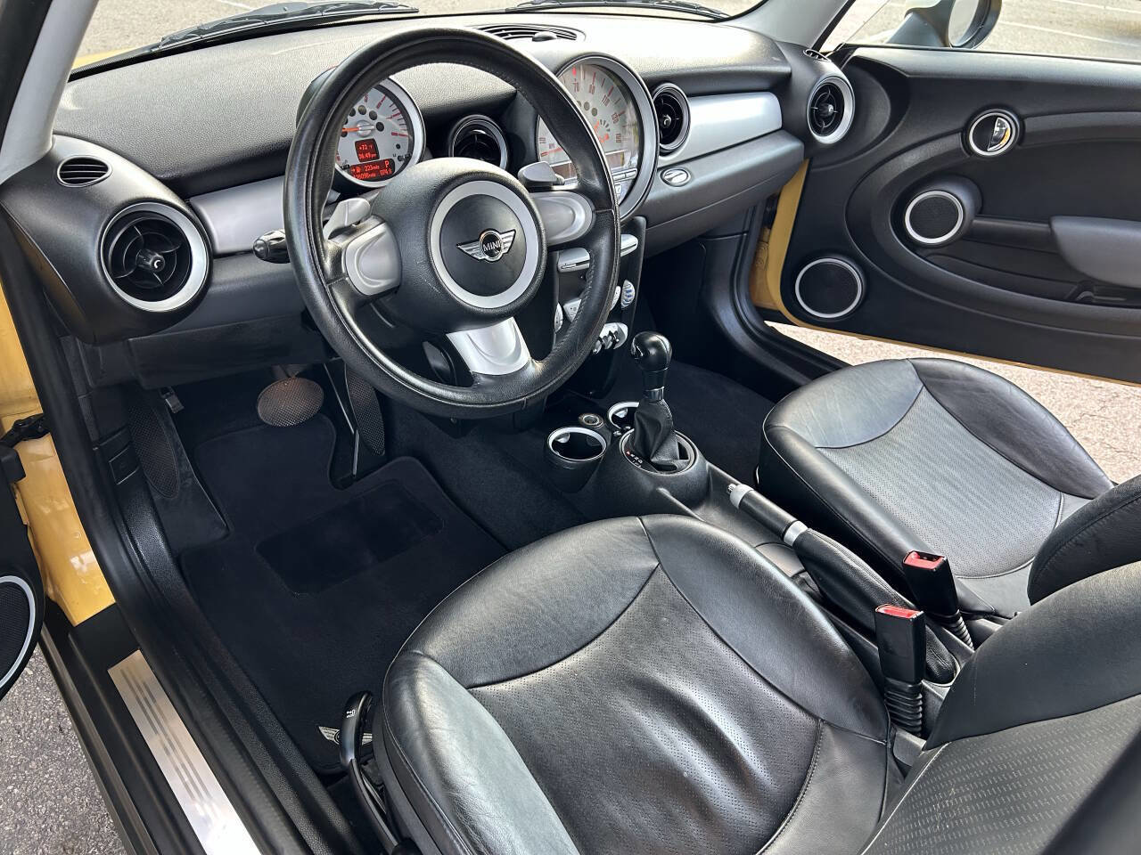 Used 2007 MINI Cooper Hardtop image 5