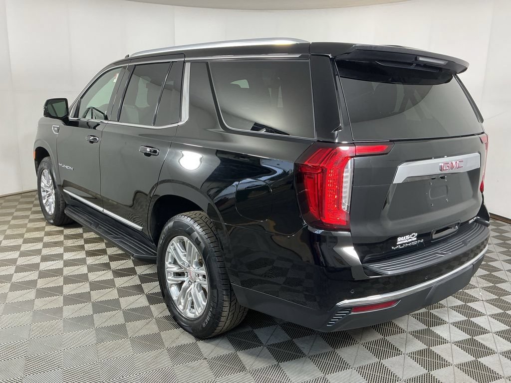 Used 2022 GMC Yukon SLT w/ SLT Luxury Package AWD/4WD image 14