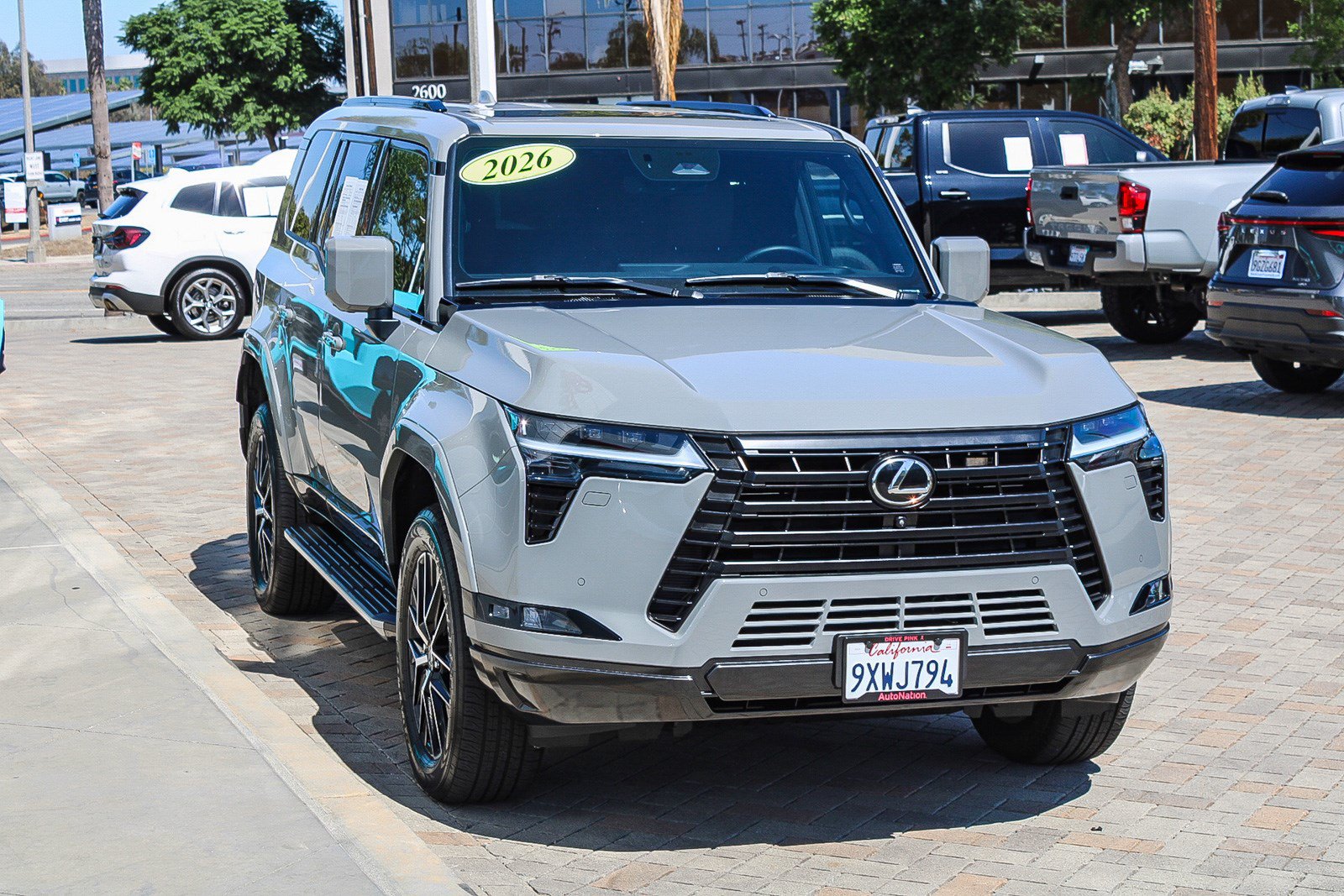 Used 2026 Lexus GX 550 w/ Accessory Package (2T) AWD/4WD image 3