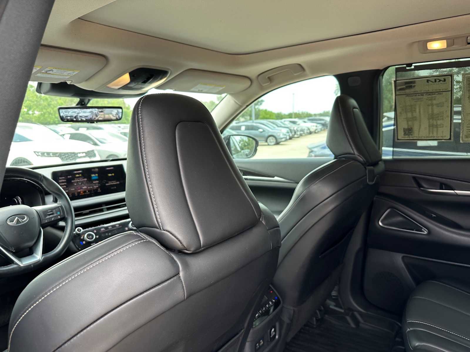 Used 2023 INFINITI QX60 Sensory w/ Vision Package image 27