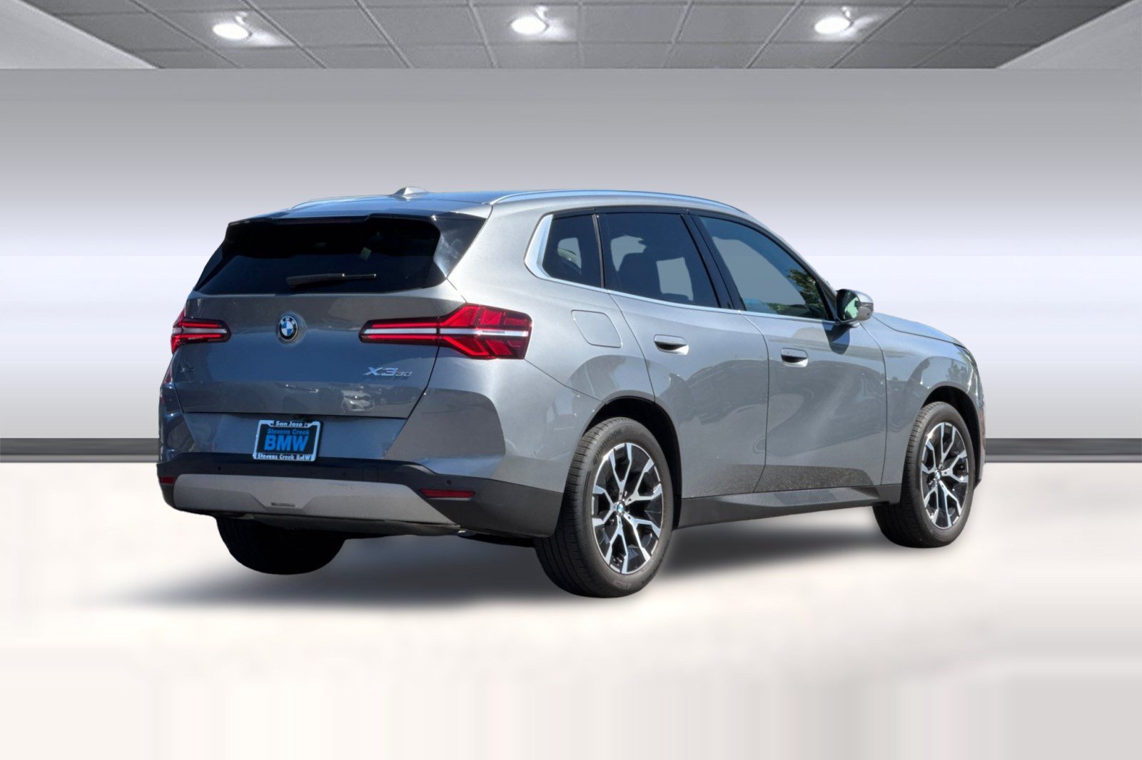Used 2026 BMW X3 xDrive30i w/ Premium Package AWD/4WD image 9