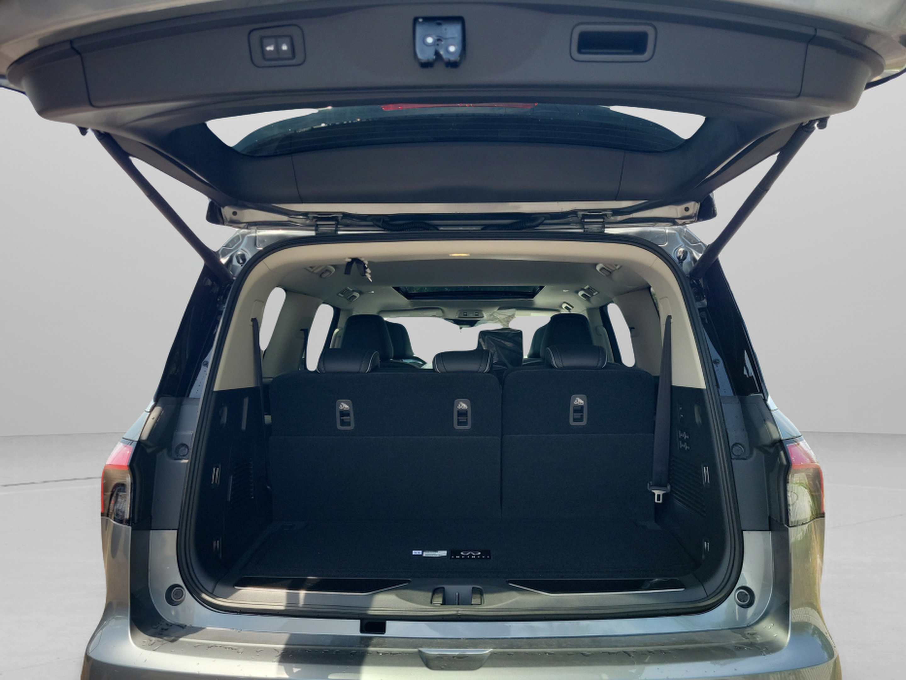 New 2027 INFINITI QX80 Luxe w/ Cargo Package RWD image 26