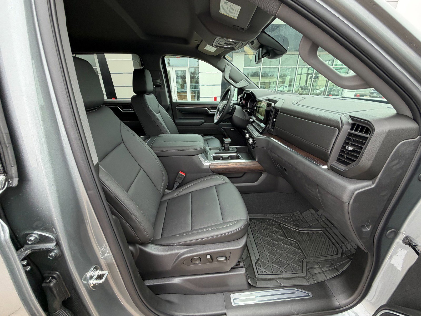 Certified 2025 GMC Sierra 1500 SLT w/ SLT Premium Plus Package image 34