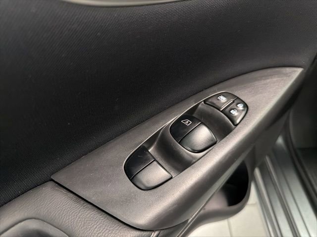 Used 2018 Nissan Sentra SV FWD image 8