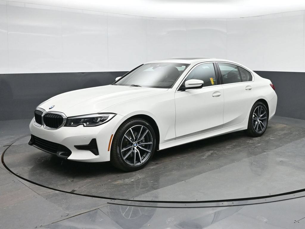 Used 2019 BMW 330i xDrive Sedan w/ Convenience Package AWD/4WD image 3