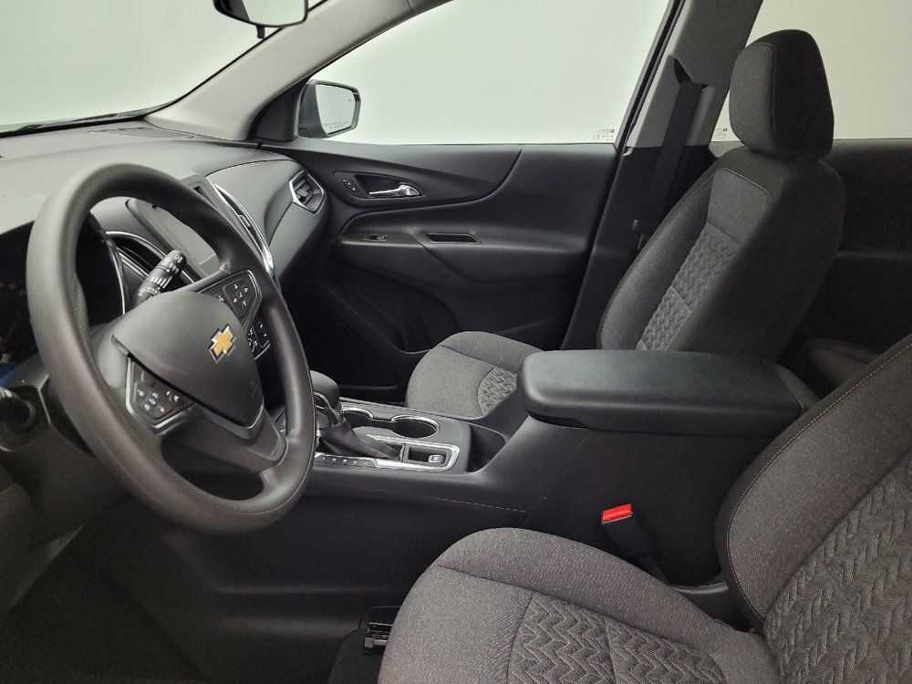 Used 2024 Chevrolet Equinox LT FWD image 17