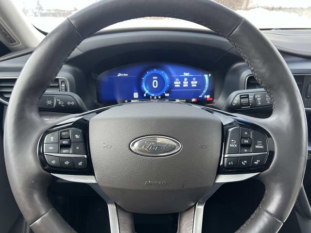 Certified 2024 Ford Explorer Platinum w/ Technology Package image 24