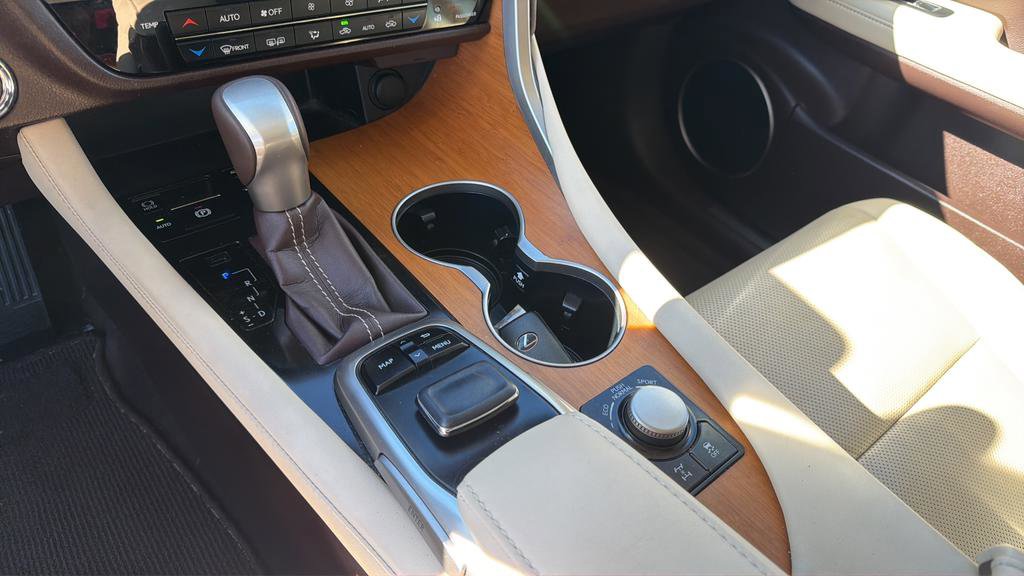 Used 2016 Lexus RX 350 AWD w/ Premium Package image 27