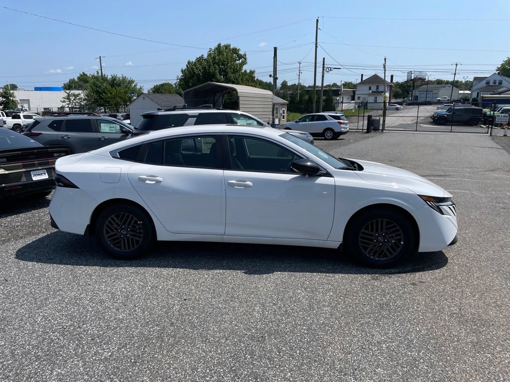 New 2026 Nissan Sentra SV w/ SV Convenience Package FWD image 4
