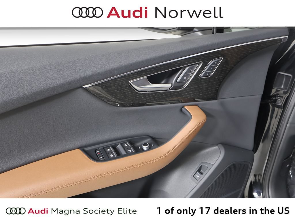 Used 2023 Audi Q7 3.0T Premium Plus w/ Premium Plus Package AWD/4WD image 21