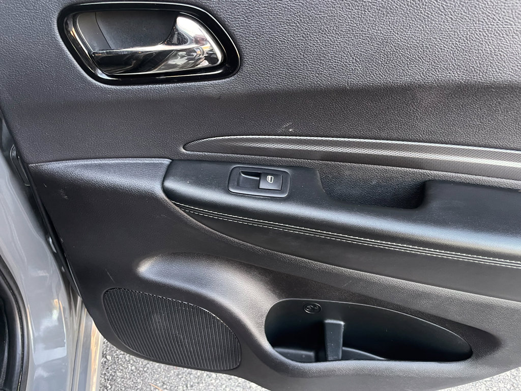 Used 2022 Dodge Durango GT image 25